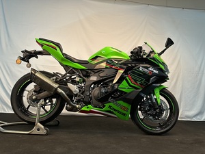 Usine Vente Système D'échappement Moto ZX4R échappement <span class=keywords><strong>2023</strong></span> POUR KAWASAKI Ninja ZX-4RR Silencieux D'échappement tuyau En Acier Titane - Product Image 6