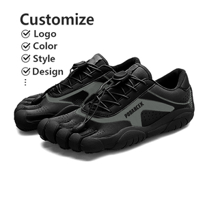 <span class=keywords><strong>Scarpe</strong></span> da Arrampicata Personalizzate OEM Leggere e Complete per <span class=keywords><strong>Uomo</strong></span>, a Cinque Dita, per Tutte le Stagioni - Product Image 1