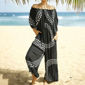 Combinaison à jambe large à une épaule à imprimé hawaïen de luxe du fabricant, 100% rayonne, tissu doux, combinaison pour femmes - Product Image 2