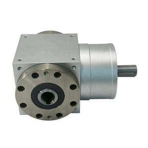Caja de Engranajes Cónicos de Ángulo Recto 3F FAMED AT075, Relación 20:1, 45 Nm de Torque, Salida de Eje Doble Hueco, Certificación ISO9001 y CE, 12 Meses de Garantía - Product Image 1