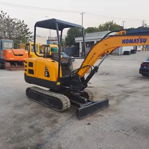 Excavadora Komatsu PC30 Usada de 3 Toneladas, Color Azul, Mini Excavadoras de Segunda Mano de Alta Calidad en Venta - Product Image 2