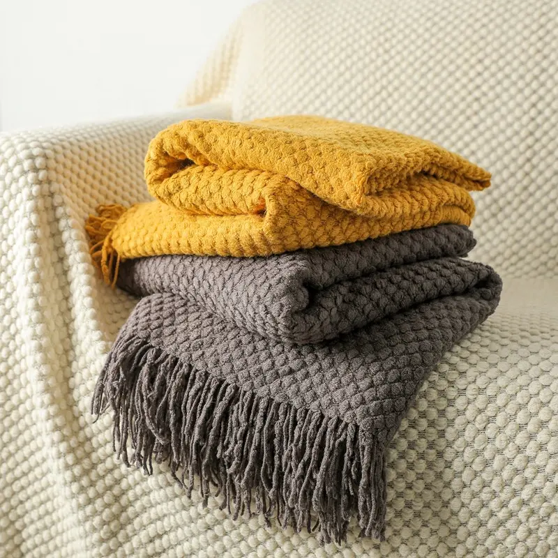 Nordic Thick Knitted Blanket Sofa Throw Thread Blankets for Bed Travel TV Nap Fluffy Blankets Soft Towel Bed Plaid Tapestry