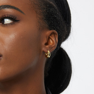 Pendientes de Moda Personalizados con Diseño Geométrico de Luna, Chapados en Oro, para Uso Diario - Product Image 5