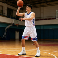 Setelan Baju Basket Musim Panas Desain Terbaru Bahan Polyester 100% Bernapas Cepat Kering Berkualitas Tinggi Warna dan Logo Dapat Disesuaikan Pria