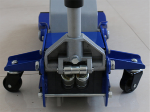Cric hydraulique de service DE2001 en aluminium à double pompe, profil bas, 5 tonnes, pour garage et course automobile - Product Image 3