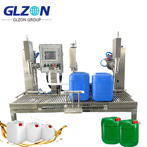 Machine de remplissage de bidons industriels |   Remplisseuse de liquides semi-automatique pour l'emballage de produits chimiques, de peintures, d'huiles et de solvants - Product Image 3