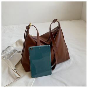 Wholesale Fashion PU Simplicity <b>Ladies</b> Handbags Single-Shoulder Large Capacity Women's Shoulder <b>Messenger</b> <b>Bags</b> - Product Image 5