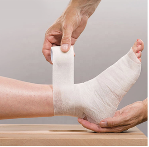 Bandage élastique médical jetable en PBT, conforme aux normes hospitalières, auto-adhésif, rouleau de pansement CE Classe I - Vente en gros - Product Image 2