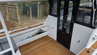 Yacht de luxe en aluminium entièrement soudé de 7,5 m (25 pieds) à coque en V profond, bateaux de croisière, de pêche sportive et de canoë, moteur hors-bord haute vitesse