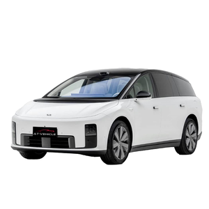 รถยนต์<span class=keywords><strong>มือ</strong></span><span class=keywords><strong>สอง</strong></span> ปี 2025 รุ่น Lixiang <span class=keywords><strong>I8</strong></span> รถยนต์ไฟฟ้าล้วน พื้นที่กว้างขวาง 6 ที่นั่ง รถ SUV ไฟฟ้าล้วน ระยะทางวิ่งไกล 720 กม. (มาตรฐาน CLTC) - Product Image 1