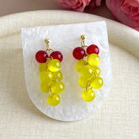 Anting Anggur Berhias Manik-manik yang Menenangkan dan Manis - Ringan dan Segar, Imut dan Elegan, Perhiasan Telinga Mewah dengan Desain Unik.