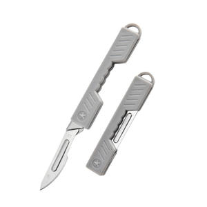 มีดอเนกประสงค์แบบพับได้เจบี 13.5 ซม. สีเทา ใบมีดเหล็กคาร์บอนสูงแบบพกพาสำหรับใช้ในครัวเรือนกลางแจ้งเครื่องตัดกระดาษที่เปิดกล่อง - Product Image 4
