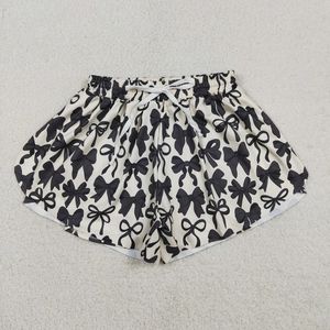 Shorts Deportivos Negros Estilo Coquette para Mamá e Hija - Product Image 2
