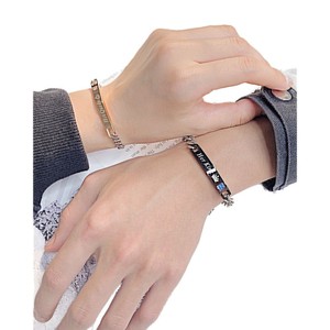 Braccialetti di coppia romantici in stile europeo-americano <span class=keywords><strong>per</strong></span> <span class=keywords><strong>San</strong></span> <span class=keywords><strong>Valentino</strong></span>, raffinati braccialetti con perline in acciaio al titanio <span class=keywords><strong>per</strong></span> innamorati - Product Image 1