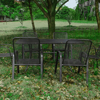 Table de patio Patio extérieur Tables à manger d'extérieur Extérieur Métal Acier Carré Patio Table à manger Revêtement en poudre