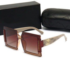 <span class=keywords><strong>Lunettes</strong></span> de soleil polarisées carrées à monture intégrale pour femme, style tendance, haute protection TAC, pour la conduite et les activités de plein air - Product Image 4