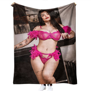 Coperta da Viaggio in Pile con Stampa Sublimatica MEXICAN Karely Ruiz, <span class=keywords><strong>Design</strong></span> Stampato con Cartoni Animati, Coperta in Poliestere - Product Image 1