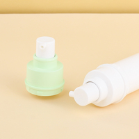 Bouteille sans air cosmétique de haute qualité 30ml 50ml bouteille de pompe sans air acrylique Unique avec couleur pour emballage de crème de lotion solaire