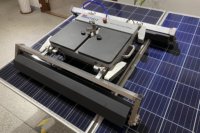 MULTIFIT Fonctionnement sans pilote entièrement automatique Barrière transversale autonome Mode de nettoyage à sec/à eau Suivi Robot de nettoyage solaire