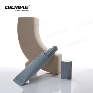Tubes en Plastique Personnalisés avec Pompe pour Solution d'Emballage Cosmétique Airless pour Nettoyant Visage, Fond de Teint, Crème pour les Mains, Crème Solaire et Soins de la Peau - Product Image 4