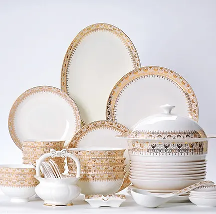 Céramique de salle à manger fine Vaisselle de luxe légère en porcelaine osseuse Service de dîner en porcelaine fine royale Vaisselle complète en porcelaine