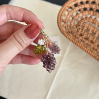 Article Tendance : Pendentif Mignon en Forme de Grappe de Raisins Frais avec Fermeture Éclair, Ornement Multifonctionnel pour Porte-Monnaie, Trousse à Crayons, Sac à Main, Écouteurs