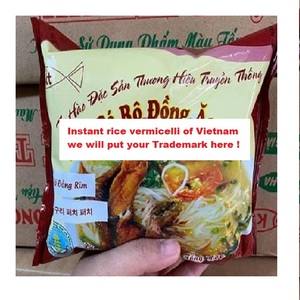 Fideos Instantáneos de Arroz con Carne y Salsa, Tipo Vermicelli, Largos y Gruesos, Productos Cereales, 120g, Alta Calidad, Empacados en Bolsa - Product Image 2