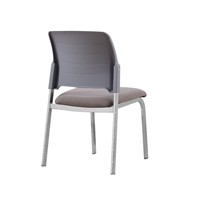 Chaise de conférence ergonomique empilable moderne personnalisée OEM, dossier en plastique, assise en mousse, multicolore, pour bureau et télétravail