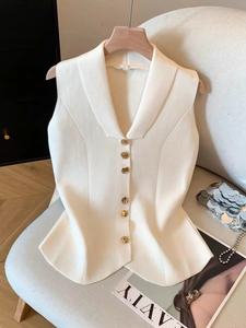 Top Senza Maniche Lavorato a Maglia da Donna Estate 2025 Nuovo Stile Francese Corto <span class=keywords><strong>con</strong></span> Fiocco e <span class=keywords><strong>Bottoni</strong></span> Elegante Scollo a V - Product Image 5