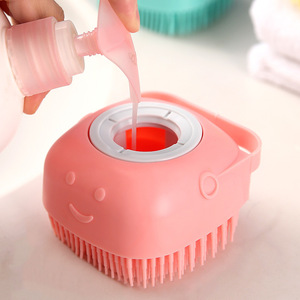 Spazzola da Bagno per Toelettatura Animali con Dispenser di Sapone e Shampoo Setole Morbide in Silicone per Cani e Gatti a Pelo Lungo e Corto - Product Image 3