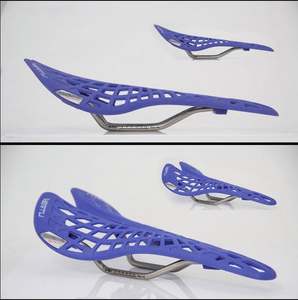 Sillín de asiento de bicicleta MTB de carretera profesional de verano sillín de <span class=keywords><strong>araña</strong></span> de bicicleta de plástico súper ligero con función de ventilación de estilo Simple - Product Image 3