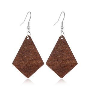 Boucles d'oreilles africaines Boucles d'oreilles pendantes en bois Boho Pendentif bohème Dangle Boucles d'oreilles légères en bois de style ethnique pour les femmes - Product Image 6