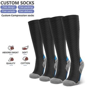 Rendimiento deportivo al aire libre calcetines negros hasta la rodilla calcetines largos de senderismo personalizado correr compresión logo calcetines diseño - Product Image 1