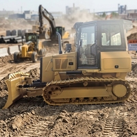 Bulldozers de 10 tonnes, 110 CV, sur chenilles, pour le nivellement des terres agricoles et l'excavation de canaux d'irrigation