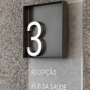 Panneau CARREY Support de sol extérieur éclairé personnalisé Panneau de bâtiment <span class=keywords><strong>immobilier</strong></span> Panneaux <span class=keywords><strong>d</strong></span>'orientation directionnels - Product Image 3