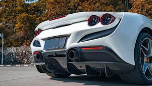 Nouveau kit carrosserie style NT pour Ferrari F8 en fibre de carbone sèche : Lame avant, jupes latérales, diffuseur arrière, spoiler et angle de carrosserie - Product Image 3