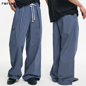 Pantalon large en coton à carreaux gingham pour homme, taille élastiquée avec cordon de serrage, coupe décontractée oversize, style streetwear - Product Image 3