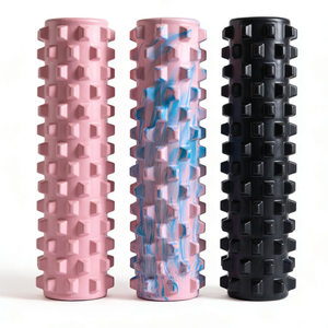 Rouleau en mousse EVA Wolf Tooth pour la relaxation musculaire, le relâchement des fascias et le massage des jambes - pour des jambes bien formées - Product Image 5