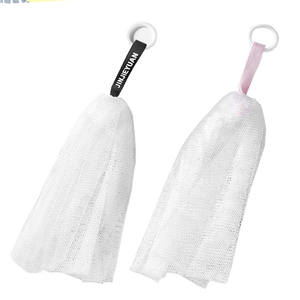 Exfoliërende Mesh Zeepsaver Zakzak, Gezichtsreinigende Schuimnetten, Wit Zakje Met Trekkoord - Product Image 5