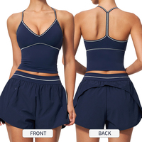 Ensemble de yoga TZ9615-6 pour femme : débardeur color-block à col halter et short de fitness à séchage rapide avec poches et volants couvrant les hanches