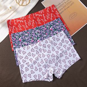 Slip Donna in Seta Ghiaccio Lavorato a Maglia, Sexy, Morbido, Stampato, a Vita Bassa, Traspirante, Senza Cuciture, Anti-umidità, Vestibilità Effetto Nudo - Product Image 3