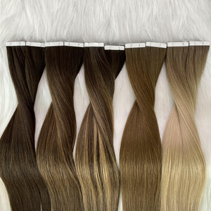 Extension a Nastro di Alta Qualità con Cuticole Intatte Capelli 100% Umani Colore Naturale Nastro Adesivo in PU - Product Image 2