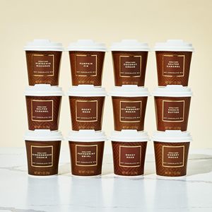 Mini coffret cadeau chocolat chaud, emballage moderne brun signature en verre, saveurs de desserts incluant Rocky Road, Cookie Butter, Pumpkin Pie - Product Image 3