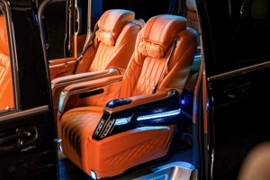 เบาะนั่งรถตู้หรูหรา2025พร้อมโหมดแสงต้อนรับที่ยอดเยี่ยมเก้าอี้กัปตันหน้าจอสัมผัสที่นั่งนักบินหมุนได้ - Product Image 2