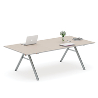 Table de direction design avec ports USB et de données, durable, élégante, pour studio créatif