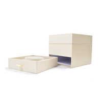 Feuille d'or personnalisée de haute qualité et estampage boîte à bijoux en papier rigide boîtes d'emballage en velours avec oreiller cadeau en carton pour montre