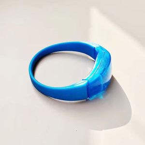 Pulsera de Silicona Luminosa LED con Velcro, para Deportes, Conciertos, Fiestas, Bares, Suministros Luminosos para Celebraciones de Año Nuevo - Product Image 6
