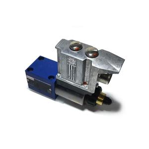 Contrôleur directionnel proportionnel électro-hydraulique Beijing Huade HD-4WRKE16 HD-4WRKE25 - Product Image 4
