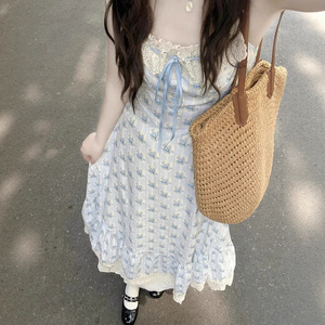 Vestido Largo Estilo Forestal con Encaje Floral, Hombros Descubiertos, Corte en A, Cuello Cuadrado, Cintura Natural, para Uso Diario Informal - Product Image 2