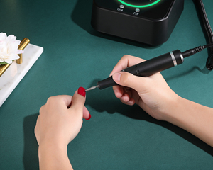Trapano Professionale per Unghie 40000RPM, Macchina Portatile per <span class=keywords><strong>Pedicure</strong></span> <span class=keywords><strong>e</strong></span> <span class=keywords><strong>Manicure</strong></span>, <span class=keywords><strong>E</strong></span>-File con Pedale - Product Image 5
